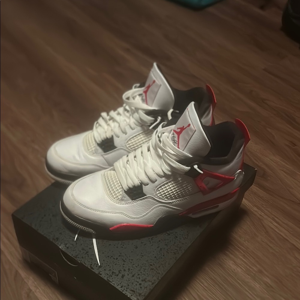 Jordan 4 Retro Red Cement (Used)